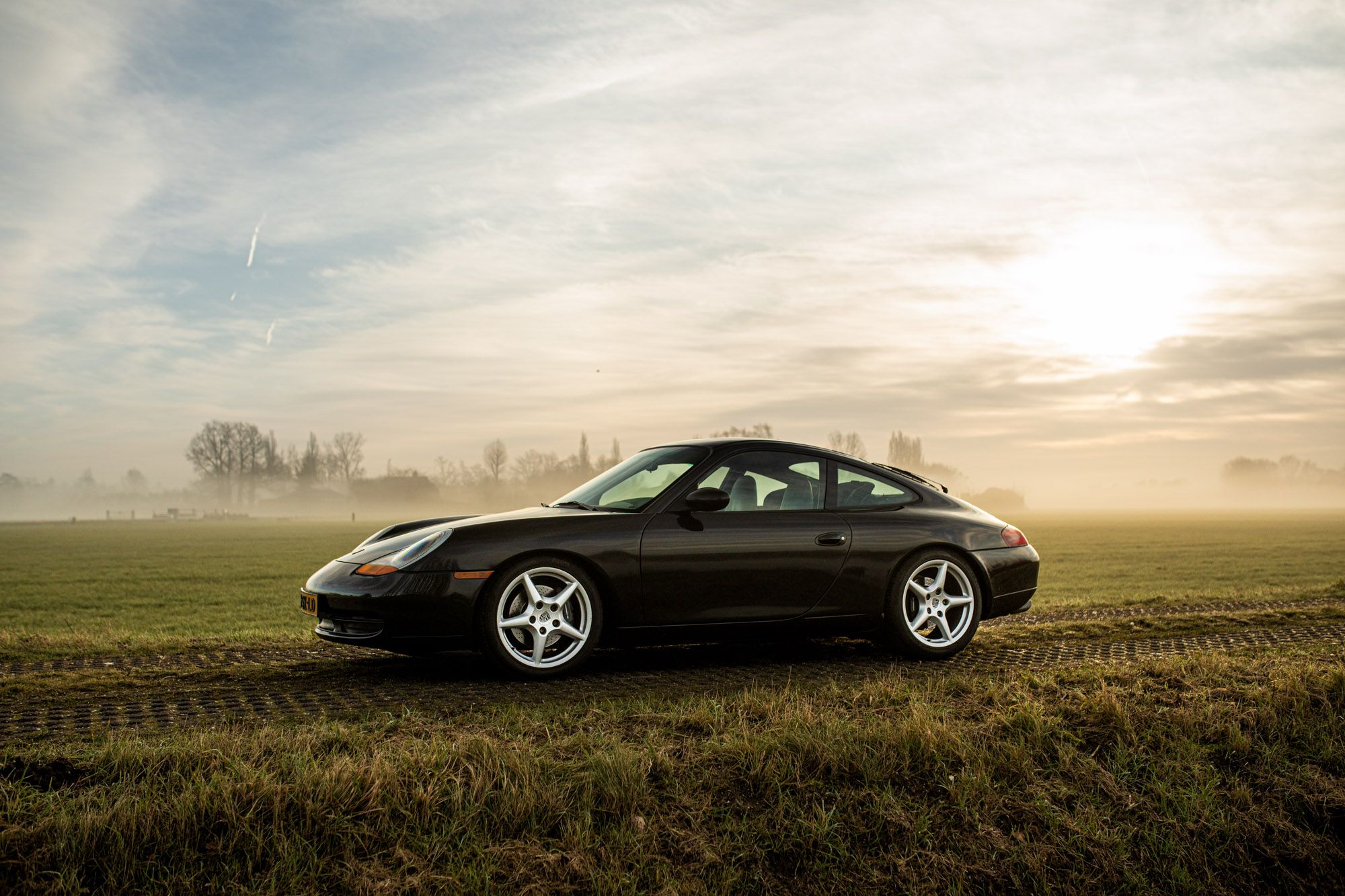 Китти каррера. Porsche 996 Carrera 4s. Porsche 911 Wheels. Porsche 996 Carrera 4s Cabrio. Porsche 996 stance.